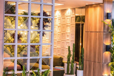 Pensando passo a passo e nos mínimos detalhes.