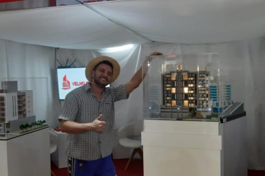Badin - o Colono no stander da Construtora Velho Casarão na EXPO CONCÓRDIA